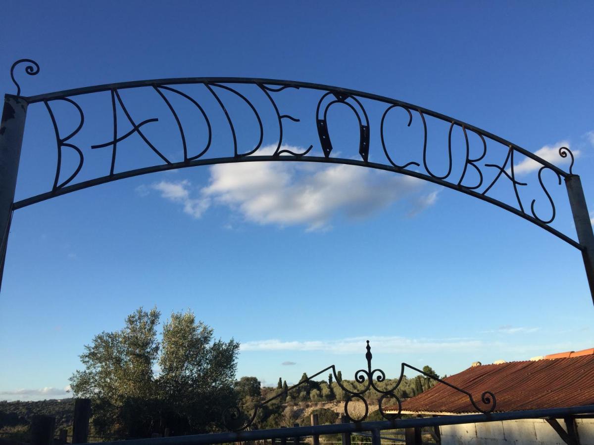 B&B Badde Cubas Usini Exterior foto